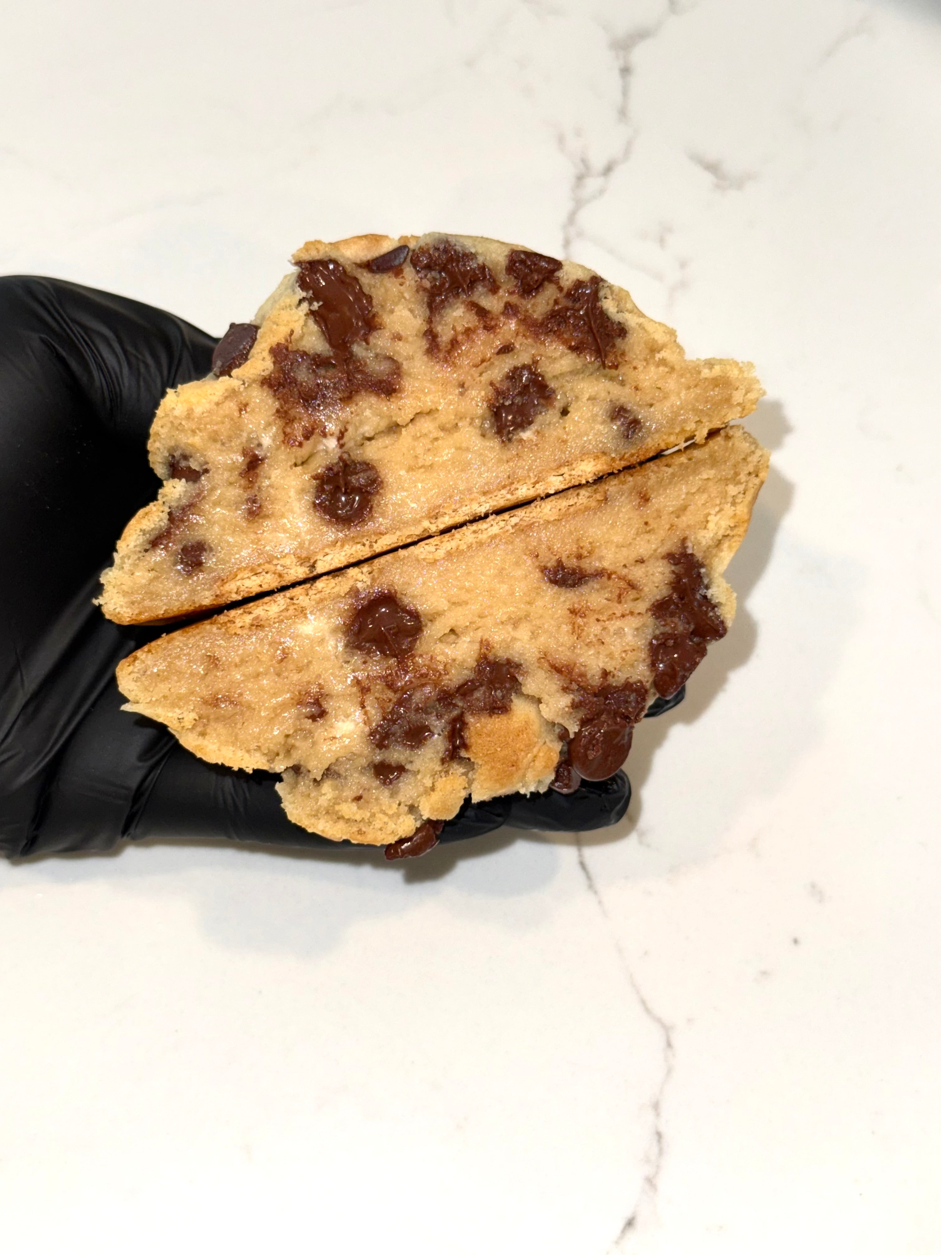 Chocolate chip cookie