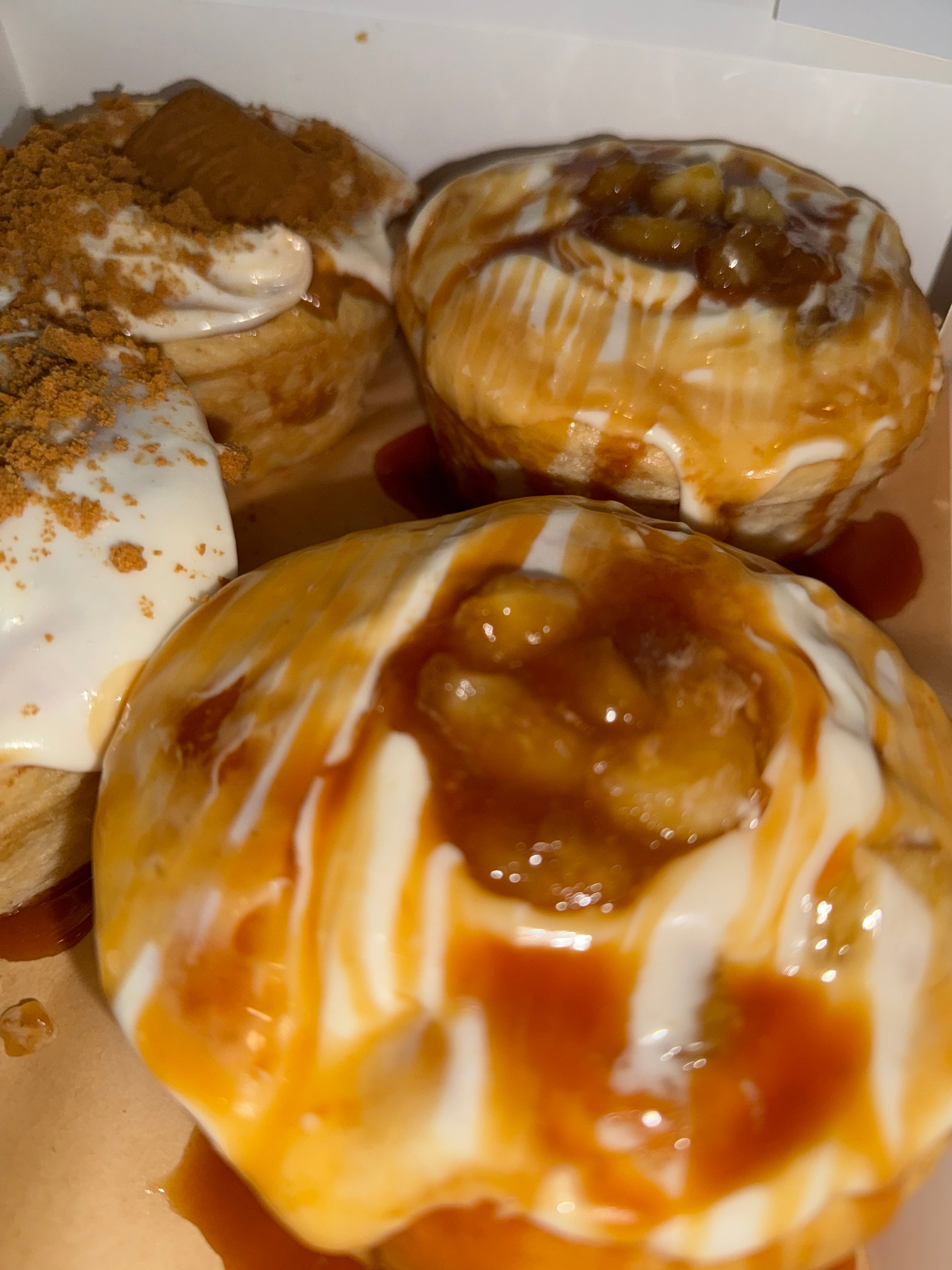 Cinnamon rolls preorder (Pickup only) 8/9/2026 SUNDAY